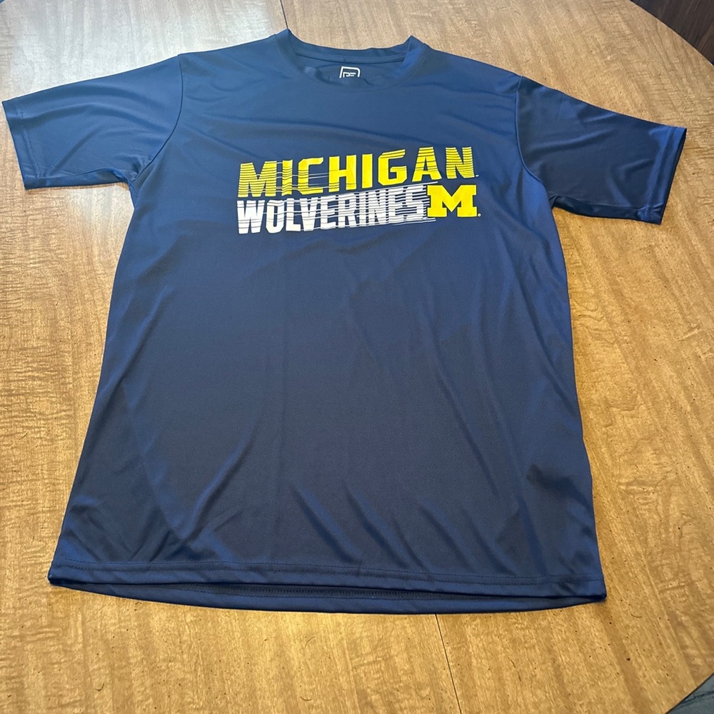 Michigan wolverines t shirt